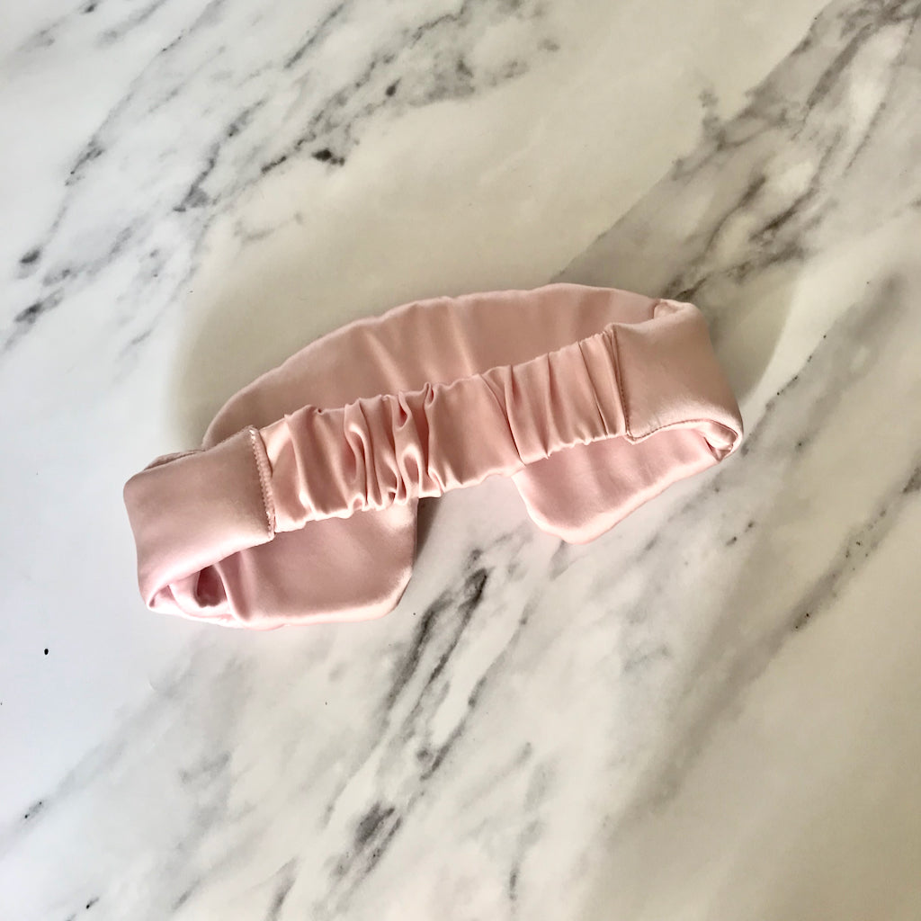 Oversized Silk Eye Mask In Rose Quartz